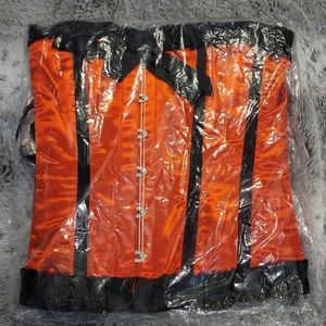 NWT Steel boned Overbust Corset
